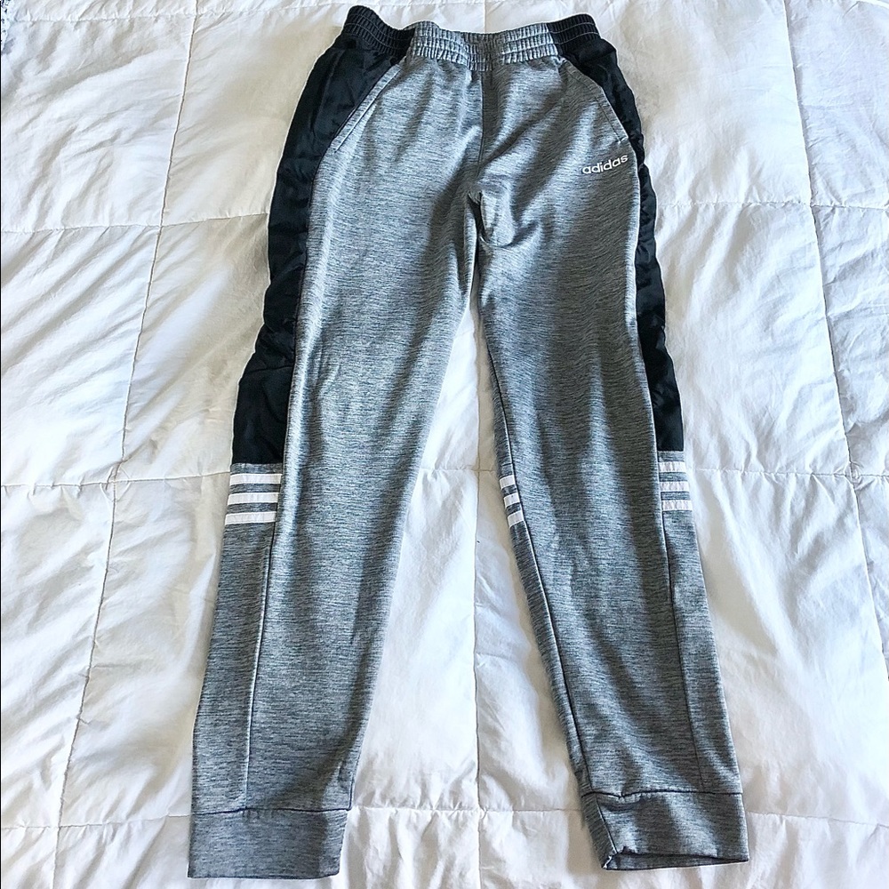 ADIDAS Matching Set - Two Piece! - Picture 2 of 3